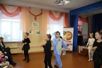 b_210_140_16777215_00_images_arctika_2018-2019_ucheb_god_pomogi_mladshemu_drugu_08.jpeg